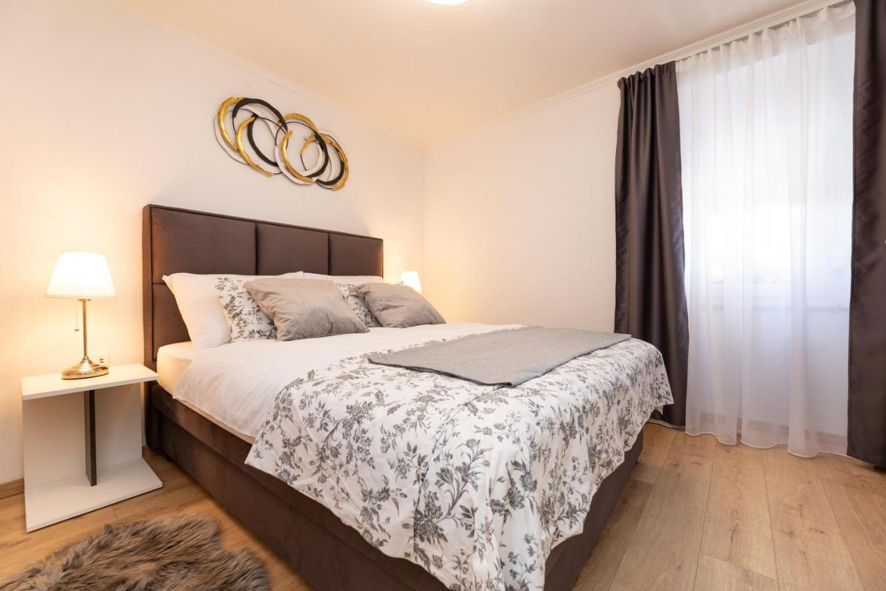 Apartment Miko Sveti Ivan Dobrinjski Esterno foto
